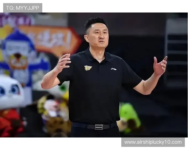 杜锋指导战术调整能力出色巧妙应对球队伤病困境提升整体竞争力