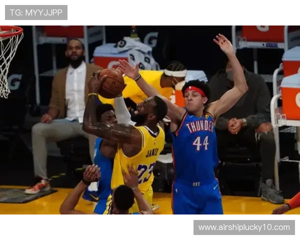 雷霆主场战湖人，切萨皮克能源球馆上演强强对话